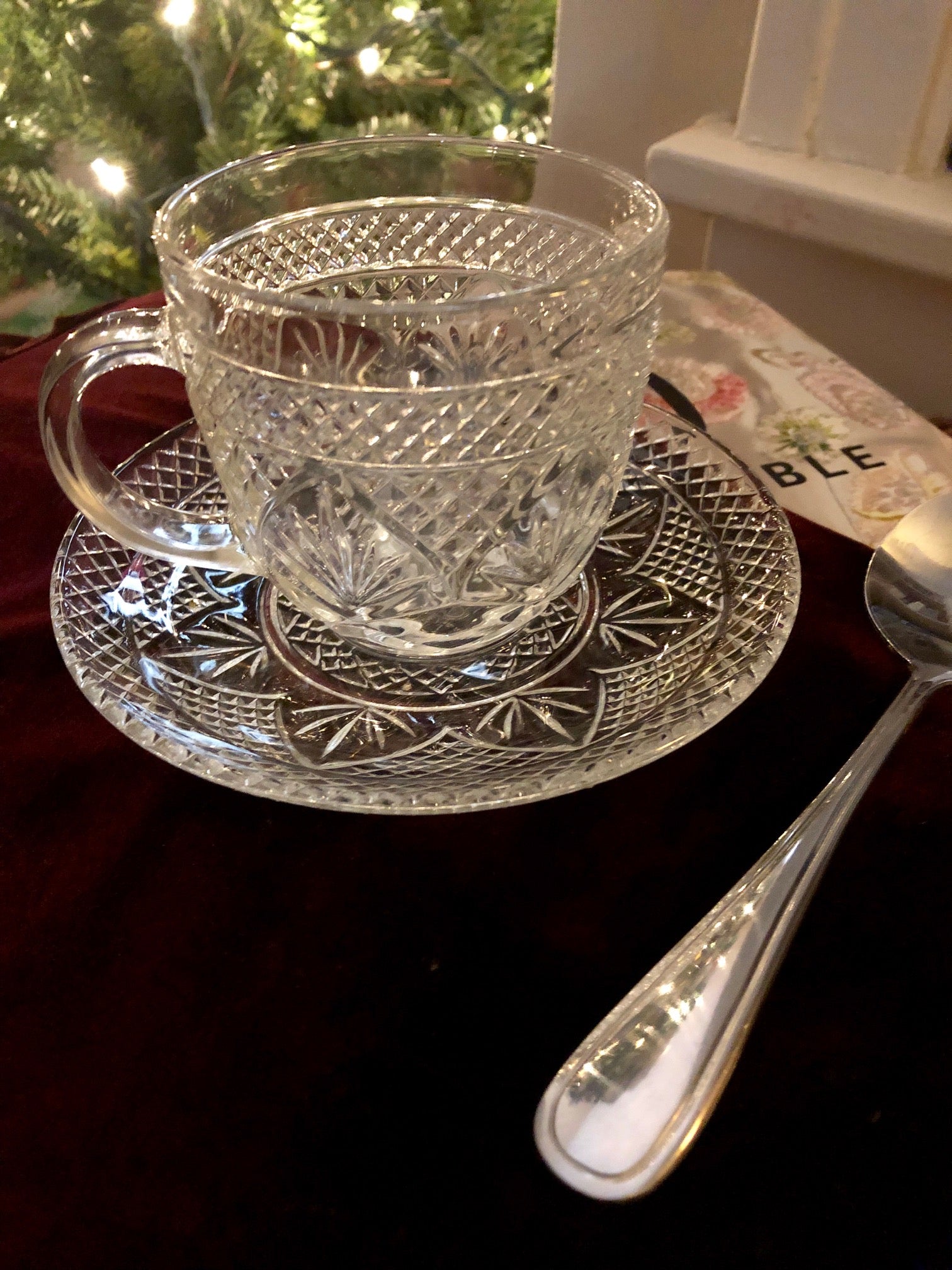 Vintage Crystal Tea Cup Set – Rose Hill Boutique